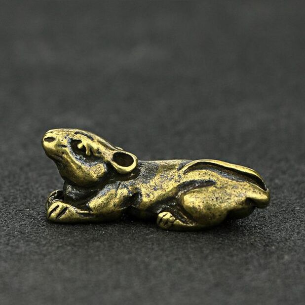 Decorative mouse – a symbol of good luck and prosperity